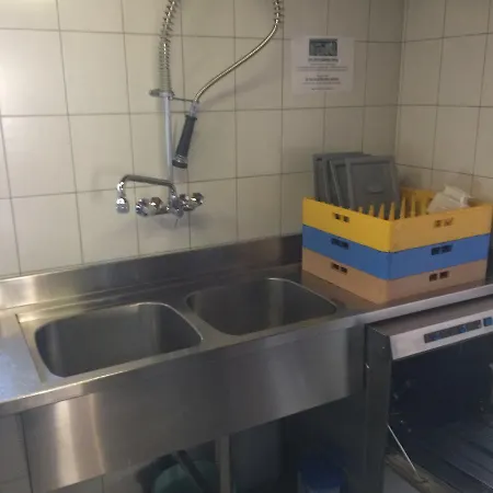 Gruppenhaus Im Walliser Alpstyle *