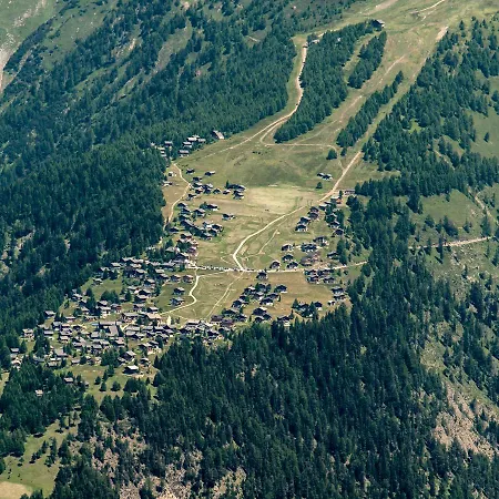 Gruppenhaus Im Walliser Alpstyle
