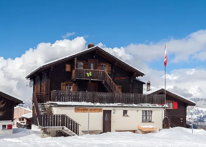 Хостел Gruppenhaus Im Walliser Alpstyle Rosswald