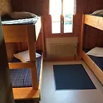 Gruppenhaus Im Walliser Alpstyle *