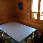 Hostel Gruppenhaus Im Walliser Alpstyle