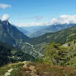 Gruppenhaus Im Walliser Alpstyle * Rosswald
