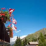 Gruppenhaus Im Walliser Alpstyle