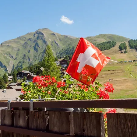 Gruppenhaus Im Walliser Alpstyle Auberge de jeunesse Rosswald