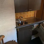 Gruppenhaus Im Walliser Alpstyle אכסניה