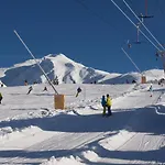 Gruppenhaus Im Walliser Alpstyle אכסניה Rosswald