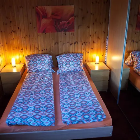 אכסניה Gruppenhaus Im Walliser Alpstyle *
